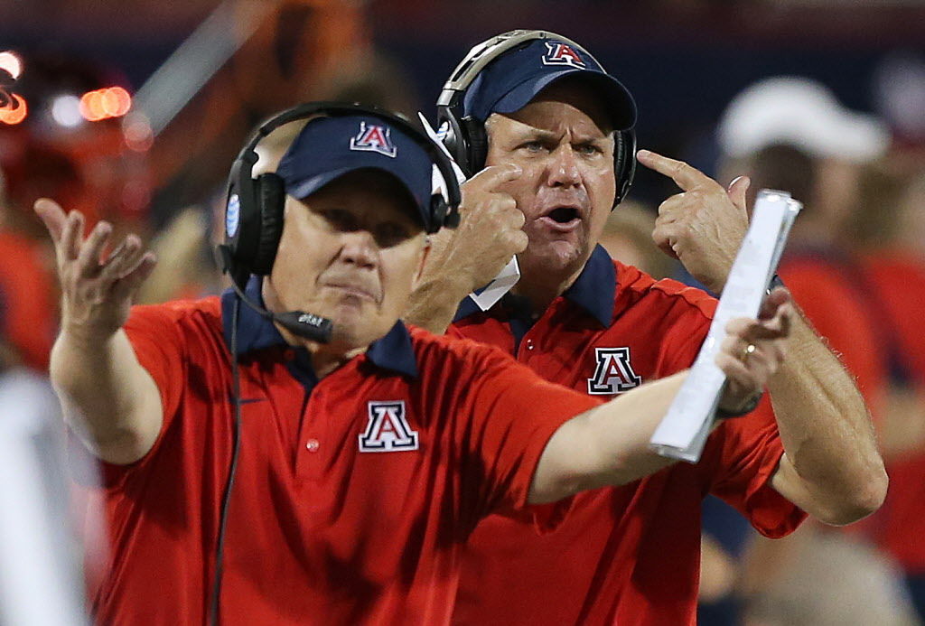 No. 16 Arizona Wildcats vs. No. 9 UCLA Bruins college football (copy)